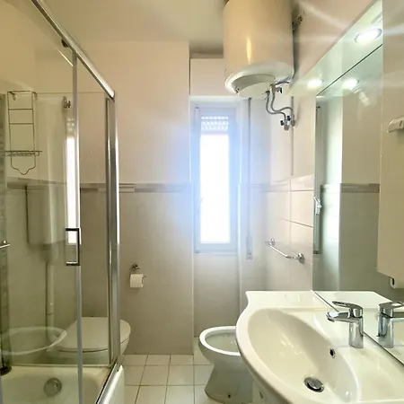 B33 - Trilocale Panoramico Lejlighed Arma di Taggia